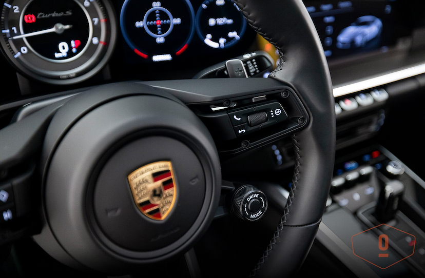 Foto do veículo PORSCHE 911 TURBO S  2024 4 KM 1.650.000,00