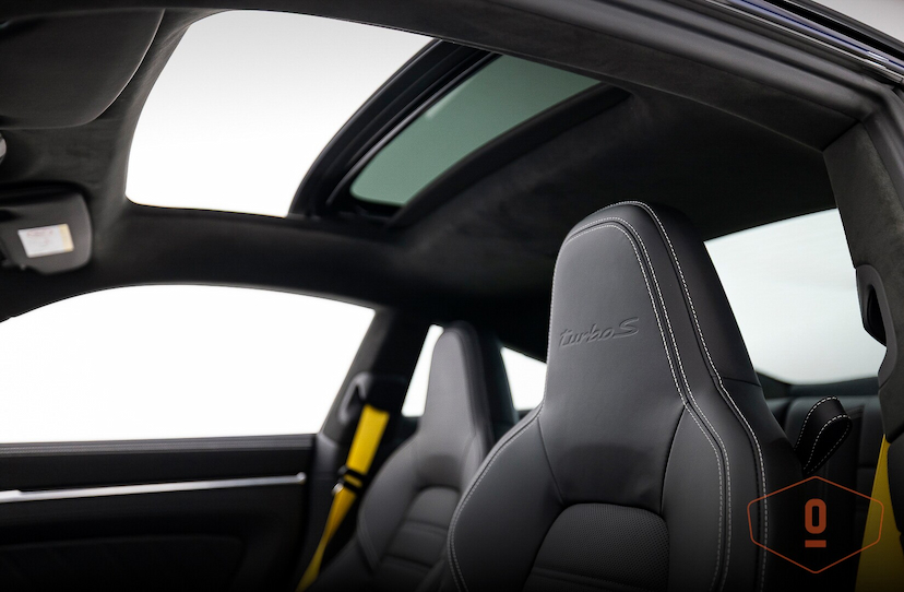 Foto do veículo PORSCHE 911 TURBO S  2024 4 KM 1.650.000,00
