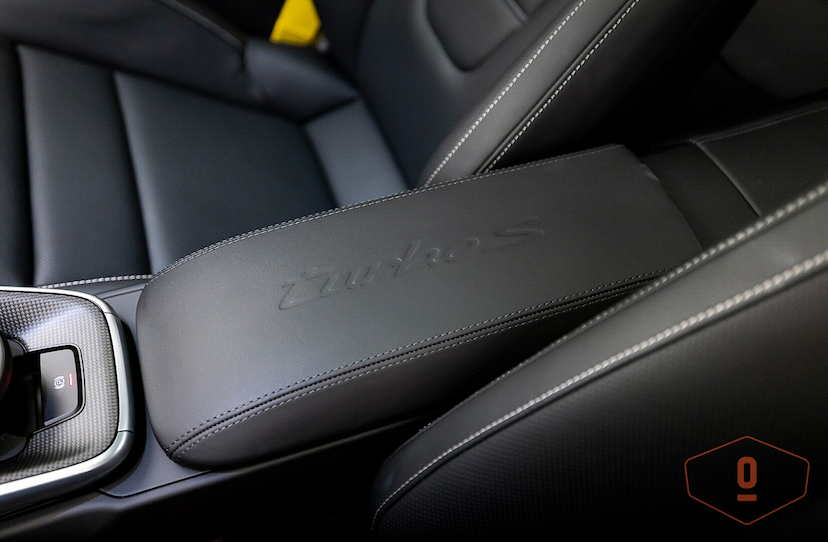 Foto do veículo PORSCHE 911 TURBO S  2024 4 KM 1.650.000,00