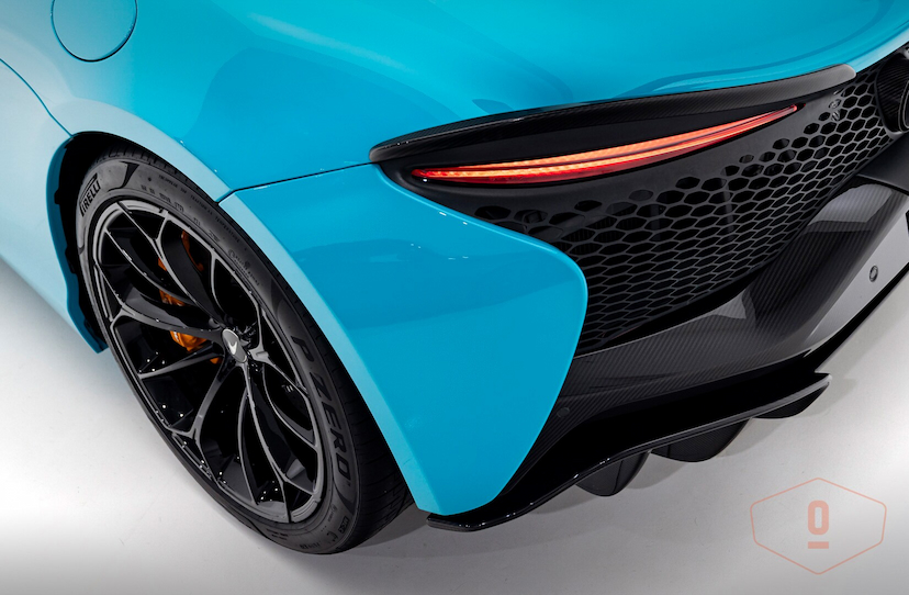 Foto do veículo MCLAREN ARTURA   2024 3.155 KM 2.590.000,00
