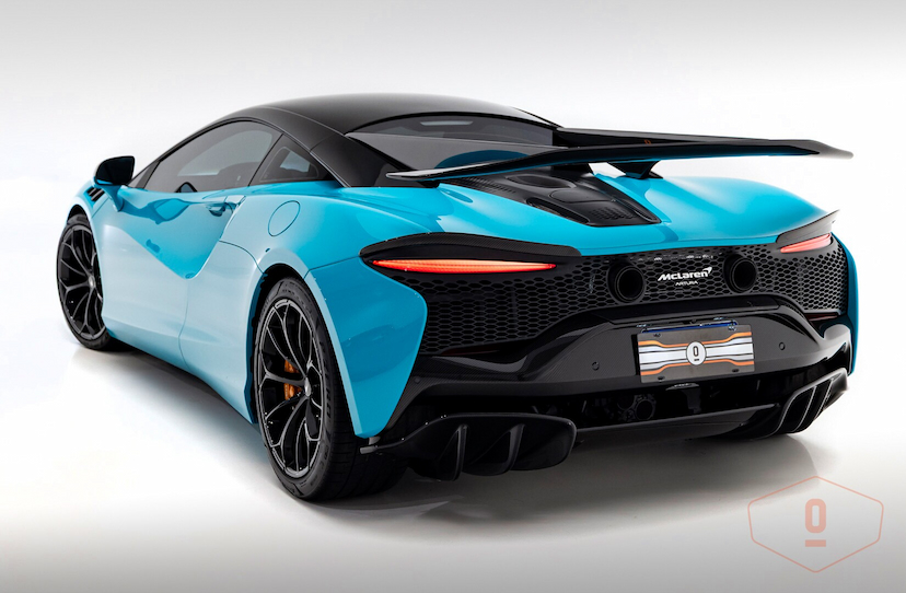 Foto do veículo MCLAREN ARTURA   2024 3.155 KM 2.590.000,00