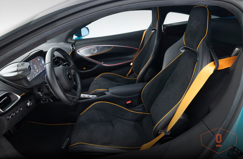 Foto do veículo MCLAREN ARTURA   2024 3.155 KM 2.590.000,00