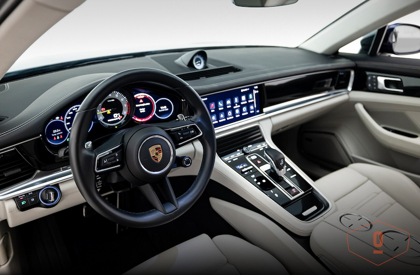 Foto do veículo PORSCHE PANAMERA 4 E-HYBRID SPORT TURISMO  2023 14.493 KM 650.000,00