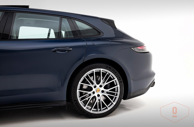Foto do veículo PORSCHE PANAMERA 4 E-HYBRID SPORT TURISMO  2023 14.493 KM 650.000,00