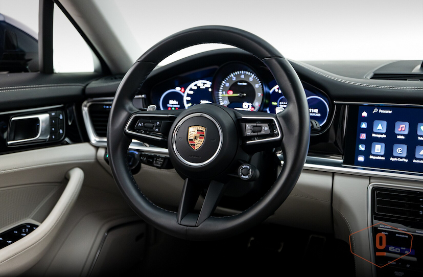 Foto do veículo PORSCHE PANAMERA 4 E-HYBRID SPORT TURISMO  2023 14.493 KM 650.000,00