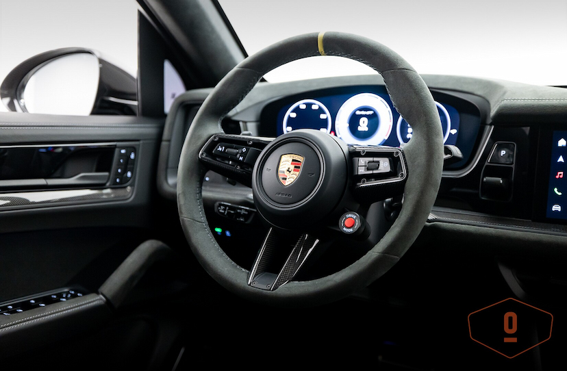 Foto do veículo PORSCHE CAYENNE TURBO GT 2024 5 KM 1.550.000,00