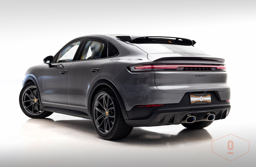 Foto do veículo PORSCHE CAYENNE TURBO GT 2024 5 KM 1.550.000,00
