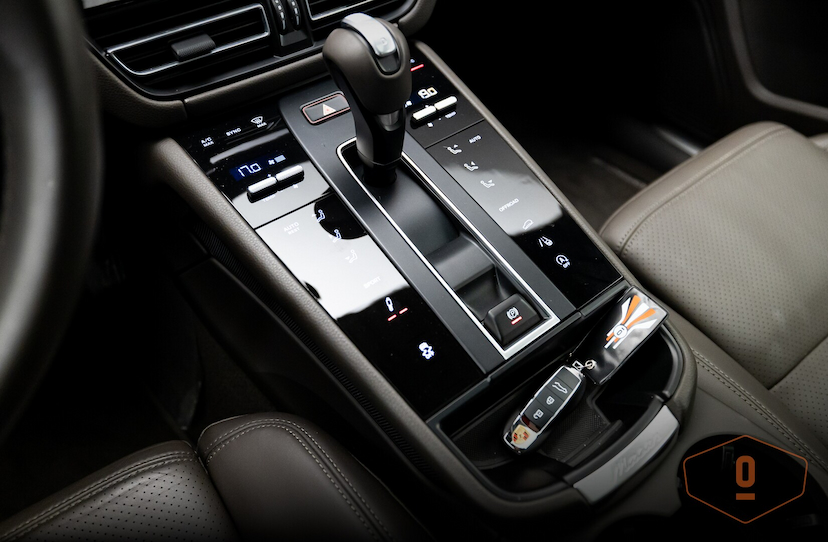 Foto do veículo PORSCHE MACAN S  2024 27.112 KM 580.000,00