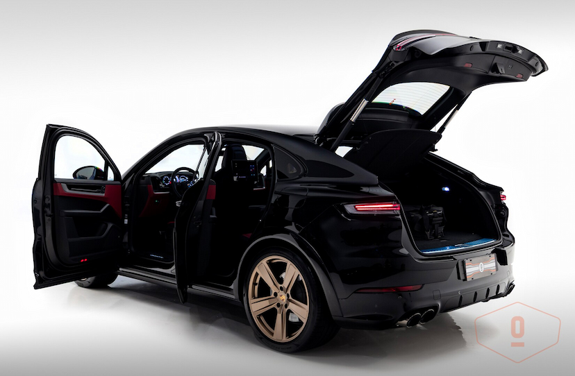 Foto do veículo PORSCHE CAYENNE TURBO E-HYBRID COUPÉ 2024 5 KM 1.550.000,00