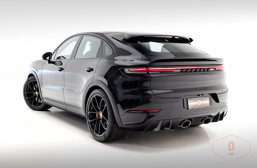Foto do veículo PORSCHE CAYENNE TURBO GT 2024 7.088 KM 1.250.000,00