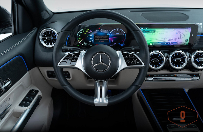 Foto do veículo MERCEDES-BENZ GLB 200 PROGRESSIVE 2024 12.555 KM 330.000,00