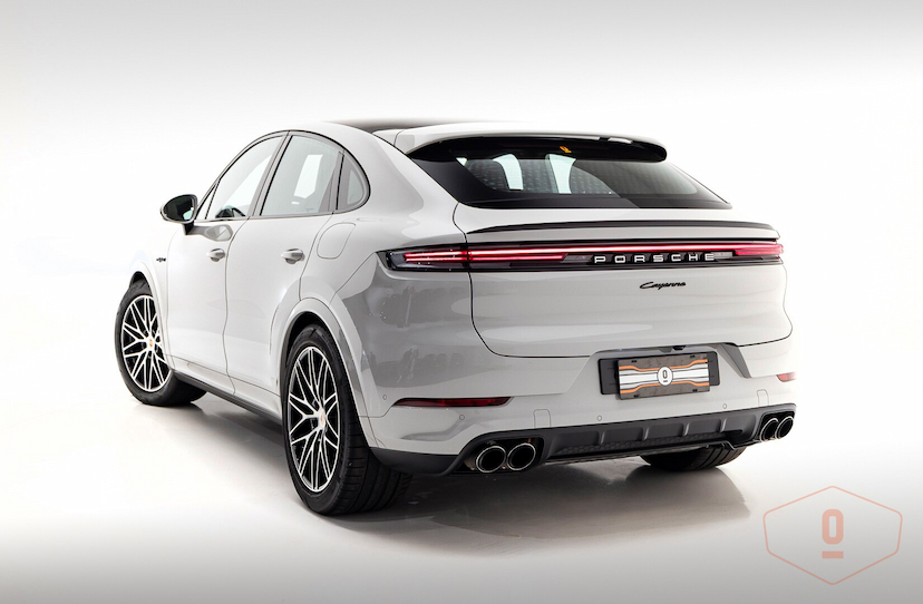 Foto do veículo PORSCHE CAYENNE E-HYBRID COUPÉ 2025 12.320 KM 890.000,00