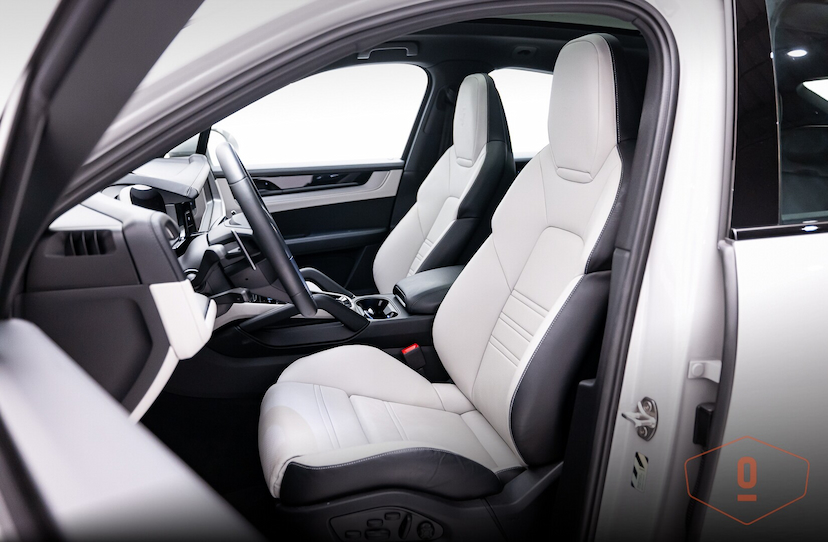 Foto do veículo PORSCHE CAYENNE E-HYBRID COUPÉ 2025 12.320 KM 890.000,00