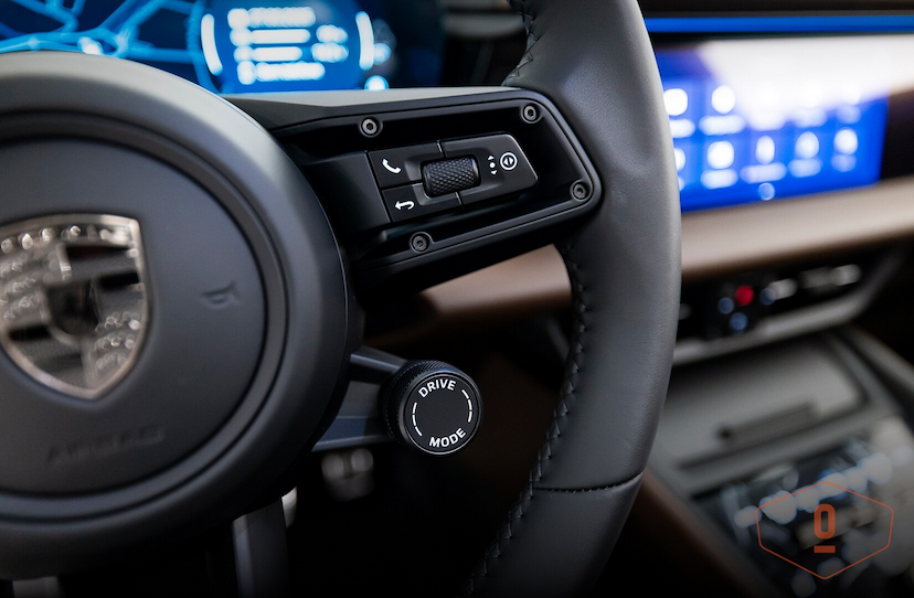Foto do veículo PORSCHE MACAN TURBO ELÉTRICO 2025 565 KM 920.000,00