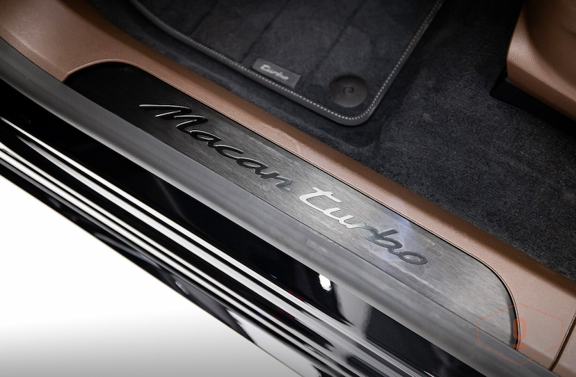 Foto do veículo PORSCHE MACAN TURBO ELÉTRICO 2025 565 KM 920.000,00
