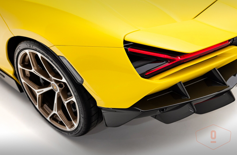 Foto do veículo LAMBORGHINI REVUELTO   2024 592 KM 7.600.000,00