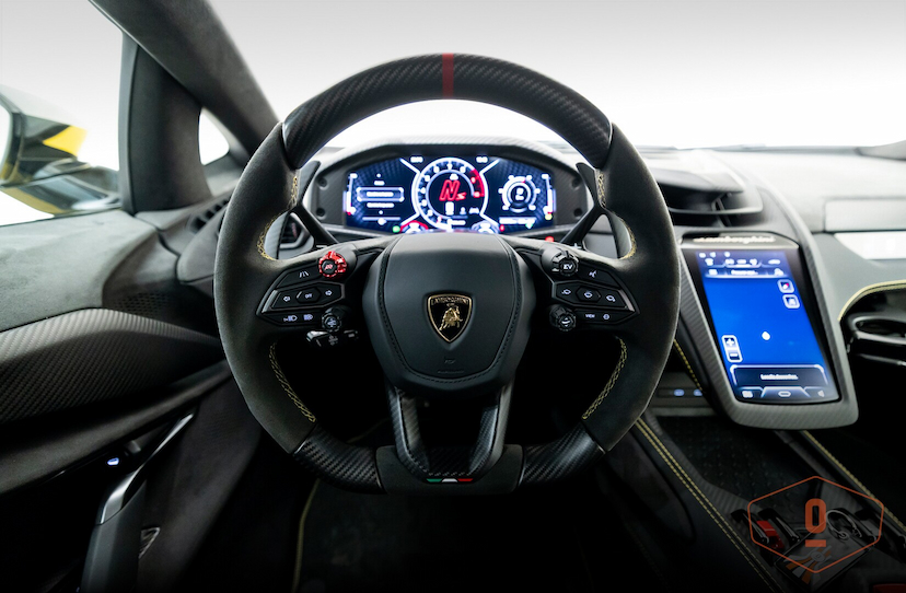 Foto do veículo LAMBORGHINI REVUELTO   2024 592 KM 7.600.000,00