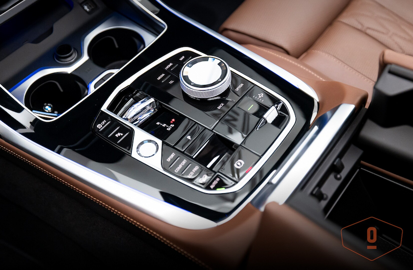 Foto do veículo BMW X7 M60I  2025 1.310 KM 1.250.000,00