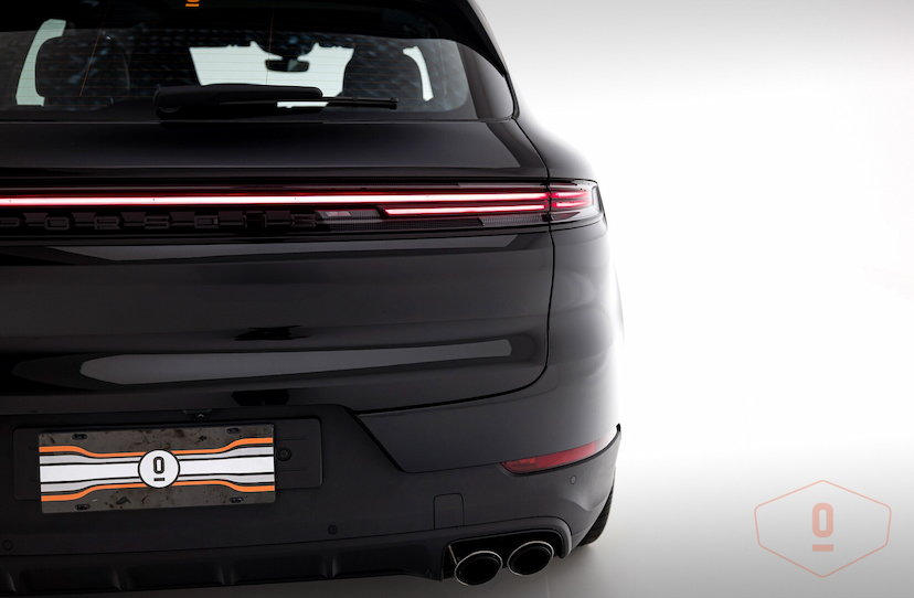 Foto do veículo PORSCHE CAYENNE E-HYBRID 2025 98 KM 970.000,00
