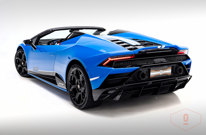 Foto do veículo LAMBORGHINI HURACÁN EVO SPYDER 60 ANOS 2024 1.650 KM 4.550.000,00