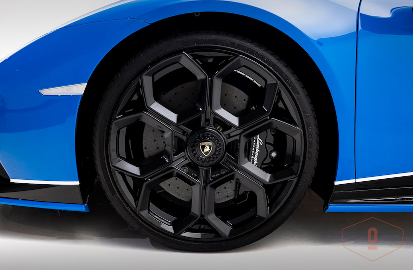 Foto do veículo LAMBORGHINI HURACÁN EVO SPYDER 60 ANOS 2024 1.650 KM 4.550.000,00