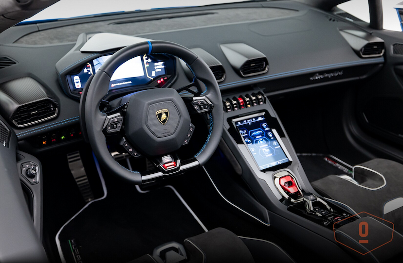 Foto do veículo LAMBORGHINI HURACÁN EVO SPYDER 60 ANOS 2024 1.650 KM 4.550.000,00
