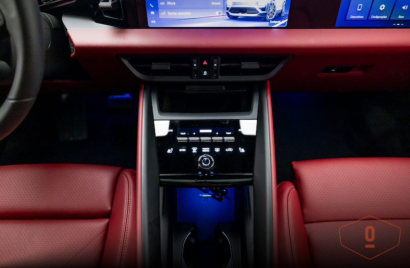 Foto do veículo PORSCHE MACAN 4 ELÉTRICO 2024 1.487 KM 700.000,00