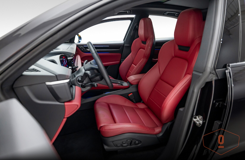 Foto do veículo PORSCHE MACAN 4 ELÉTRICO 2024 1.487 KM 700.000,00