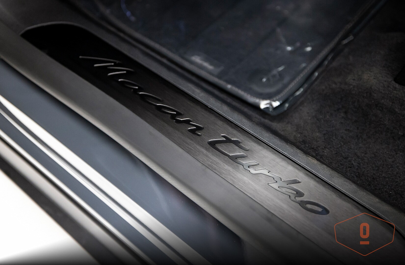 Foto do veículo PORSCHE MACAN TURBO ELECTRIC 2025 59 KM 970.000,00