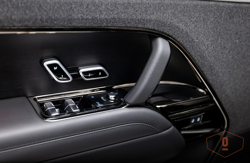 Foto do veículo LAND ROVER RANGE ROVER SPORT AUTOBIOGRAPHY PHEV P550E   2025 2.854 KM 1.100.000,00