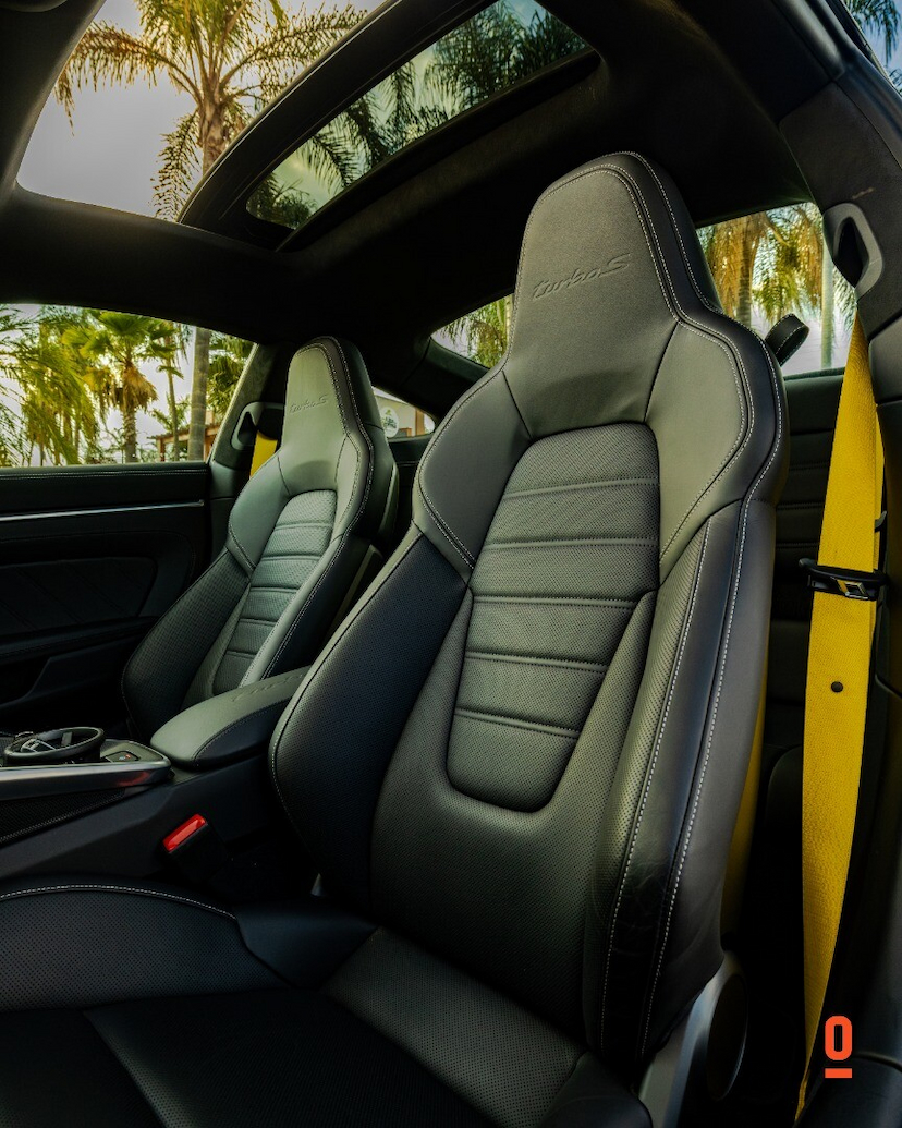 Foto do veículo PORSCHE 911 TURBO S  2024 4 KM 1.650.000,00