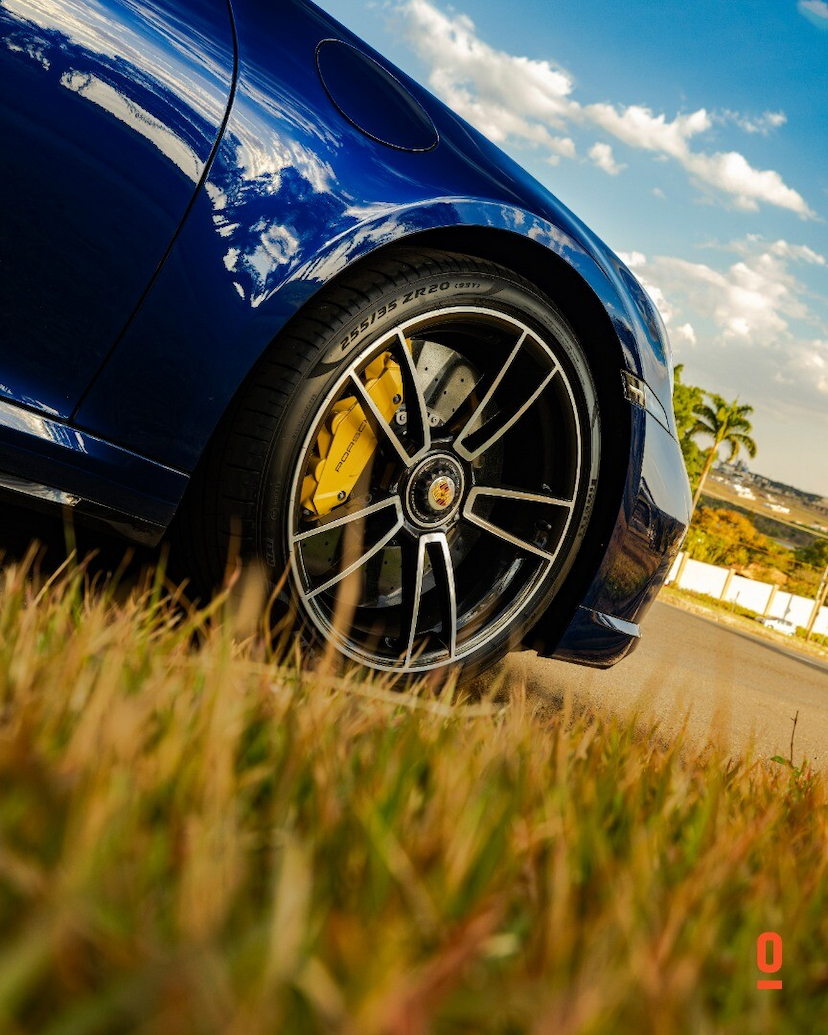 Foto do veículo PORSCHE 911 TURBO S  2024 4 KM 1.650.000,00