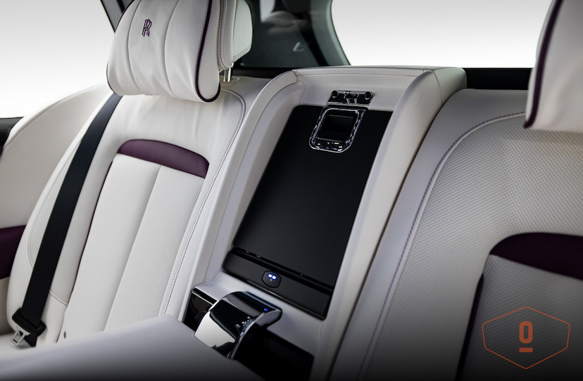 Foto do veículo ROLLS-ROYCE CULLINAN SPOFEC NOVITEC 2024 0 KM 8.200.000,00