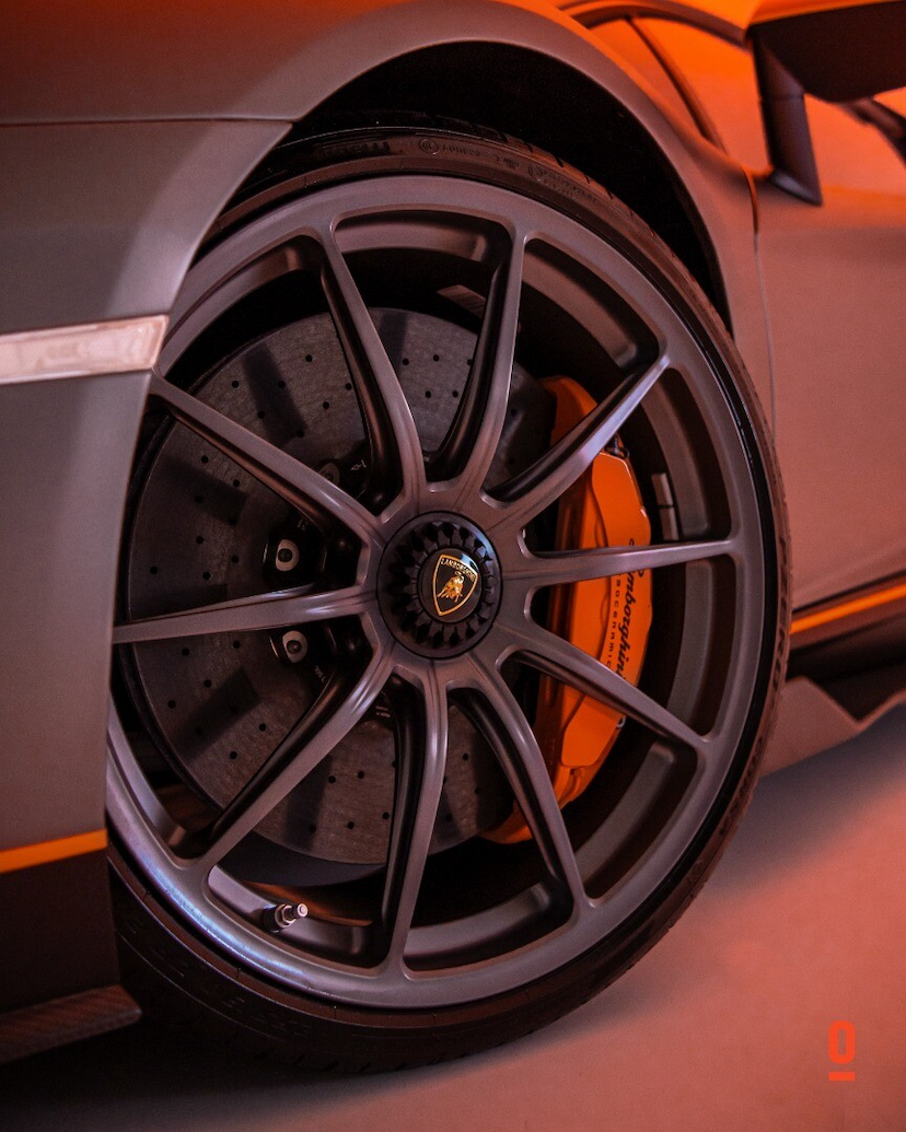 Foto do veículo LAMBORGHINI AVENTADOR ULTIMAE 2022 116 KM 9.200.000,00