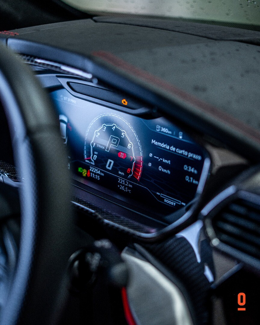 Foto do veículo LAMBORGHINI URUS   2020 22.241 KM 2.750.000,00