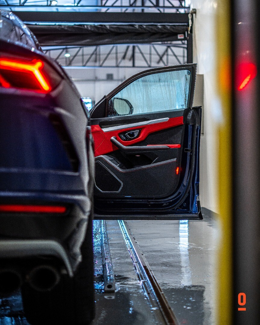 Foto do veículo LAMBORGHINI URUS   2020 22.241 KM 2.750.000,00