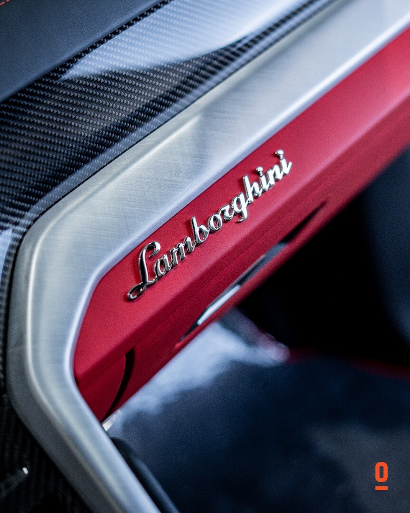 Foto do veículo LAMBORGHINI URUS   2020 22.241 KM 2.750.000,00
