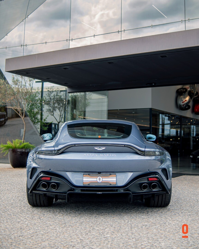 Foto do veículo ASTON MARTIN VANTAGE COUPÉ 2025 801 KM 2.550.000,00