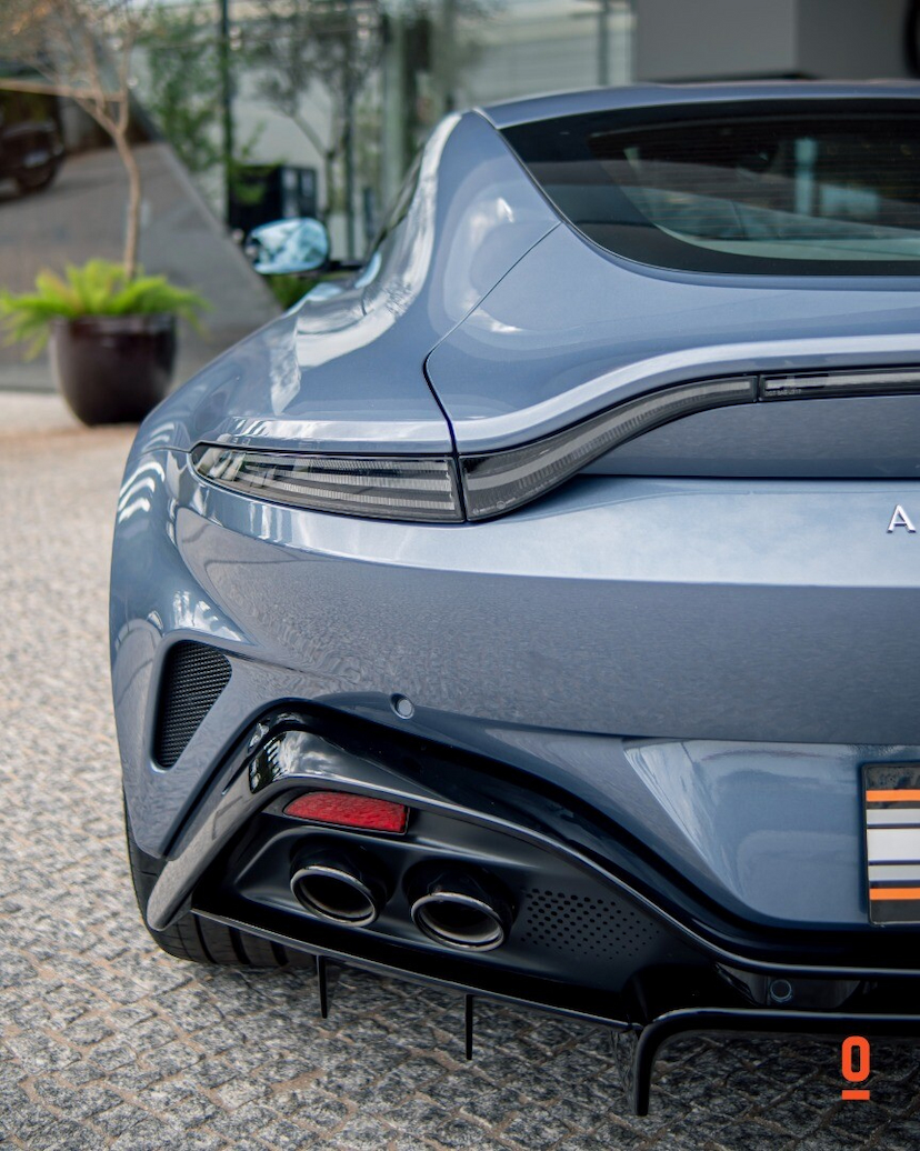 Foto do veículo ASTON MARTIN VANTAGE COUPÉ 2025 801 KM 2.550.000,00