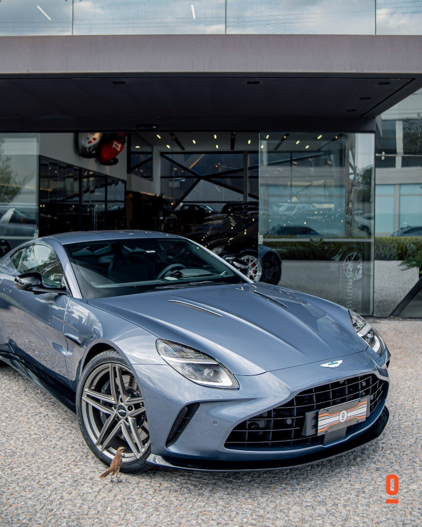 Foto do veículo ASTON MARTIN VANTAGE COUPÉ 2025 801 KM 2.550.000,00