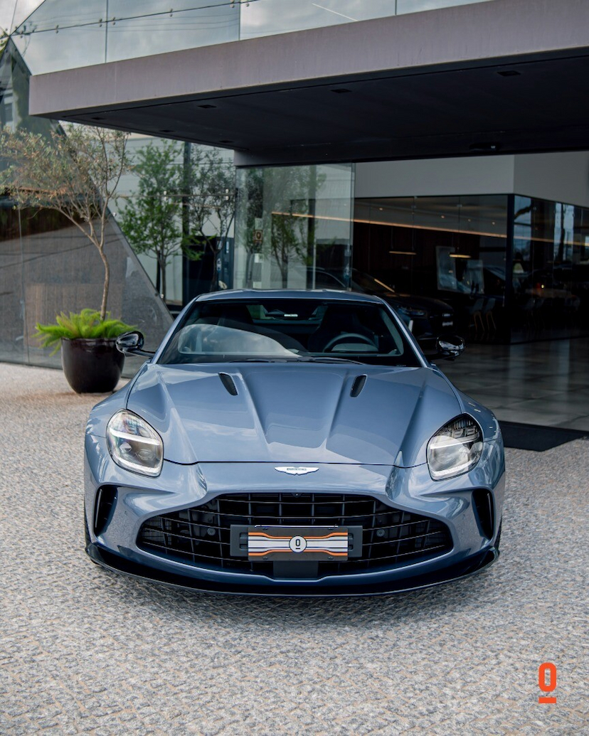 Foto do veículo ASTON MARTIN VANTAGE COUPÉ 2025 801 KM 2.550.000,00