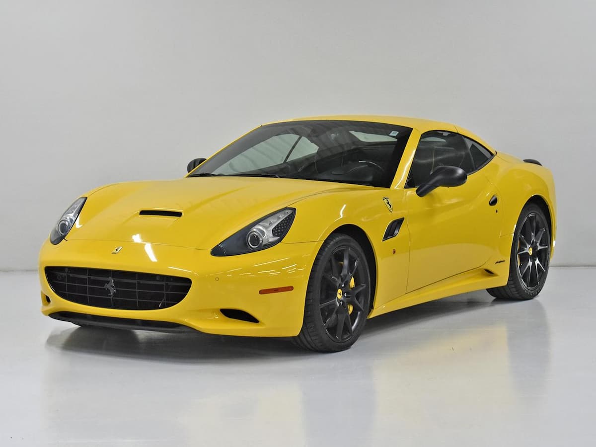 Foto do veículo FERRARI CALIFORNIA  F1 V8 460CV /  30 2014/2013 24.379 KM R$ 1.690.000,00