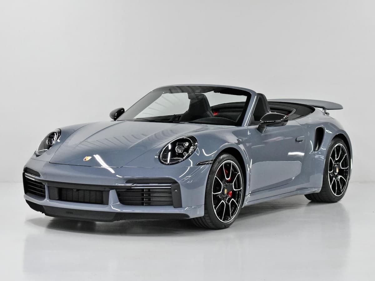 Foto do veículo PORSCHE 911  TURBO CABRIOLET 2024/2023 1.026 KM R$ 1.790.000,00