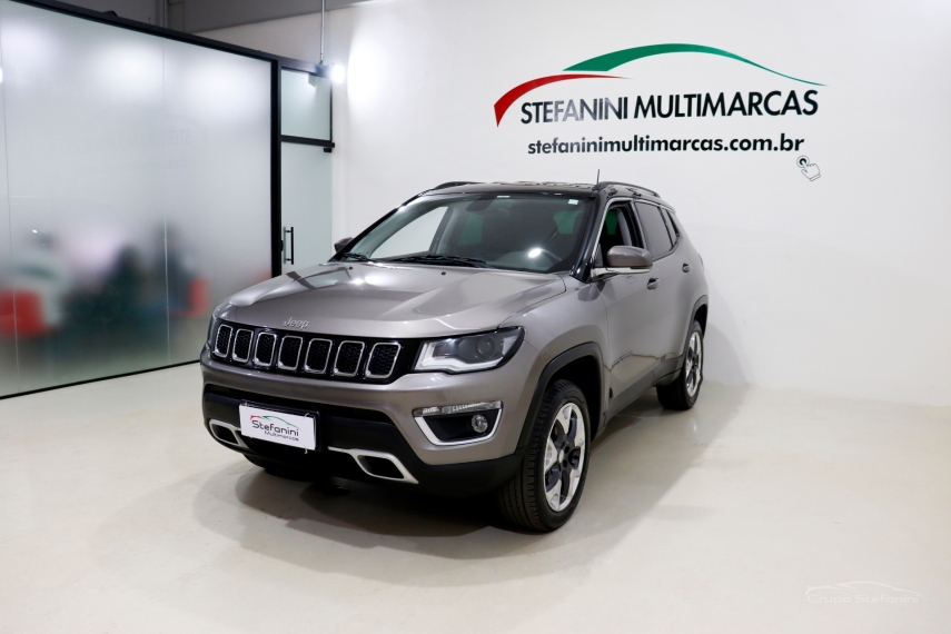 Foto do veículo JEEP COMPASS 2.0 16V DIESEL LIMITED 4X4 AUTOMÁTICO 2018/2018 94.062 KM R$ 109.690,00
