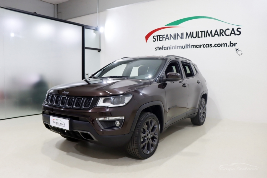 Foto do veículo JEEP COMPASS 2.0 16V FLEX LIMITED AUTOMÁTICO 2019/2019 80.764 KM R$ 113.990,00