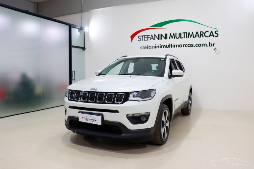 Foto do veículo JEEP COMPASS 2.0 16V FLEX LONGITUDE AUTOMÁTICO 2017/2017 51.872 KM R$ 89.990,00