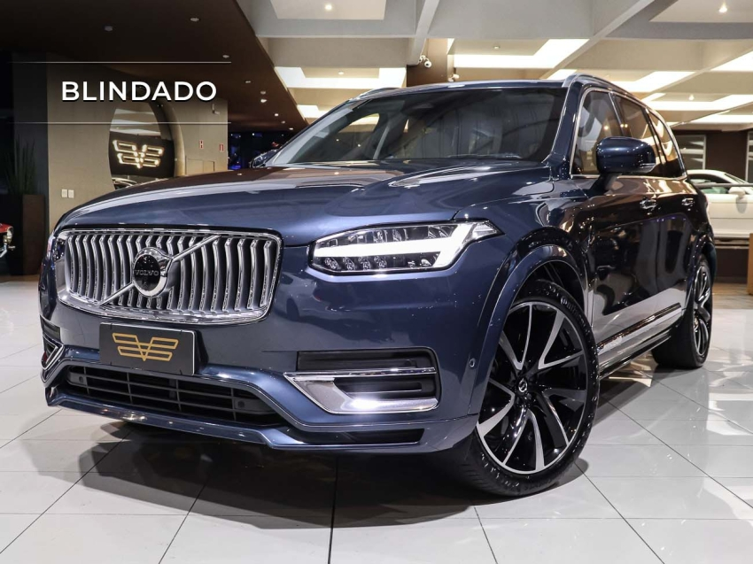 Foto do veículo VOLVO XC90 2.0 T8 RECHARGE ULTIMATE AWD GEARTRONIC 2022/2023 57.850 KM R$ 429.000,00