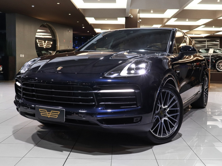 Foto do veículo PORSCHE CAYENNE 3.0 V6 E-HYBRID COUPÉ AWD TIPTRONIC S 2021/2021 44.550 KM R$ 475.000,00