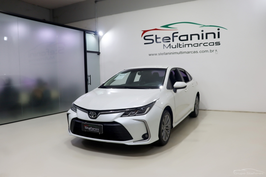 Foto do veículo TOYOTA COROLLA 2.0 VVT-IE FLEX XEI DIRECT SHIFT 2020/2021 95.595 KM R$ 106.990,00