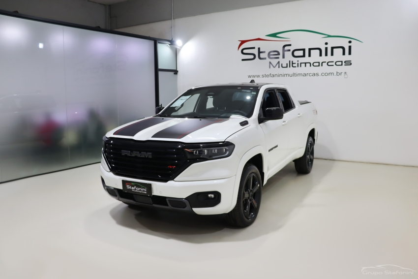 Foto do veículo RAM RAMPAGE 2.0 HURRICANE 4 TURBO GASOLINA R/T 4X4 AUTOMÁTICO 2025/2025 19.722 KM R$ 189.890,00